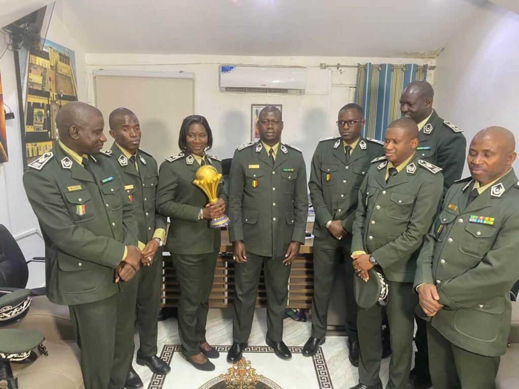 Sénégal:Des prisonniers reçoivent le trophée de la CAN 2025 (vidéo)