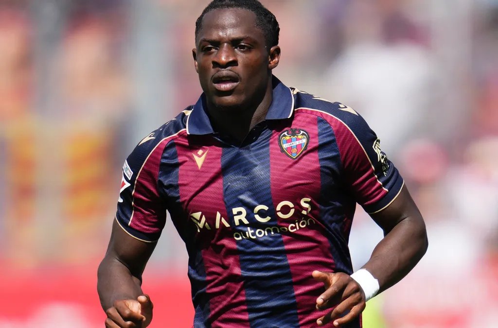 Karl Etta Eyong refuse un transfert à 30 M€, Levante en colère ? Karl Etta Eyong refuse un transfert à 30 M€, Levante en colère ?