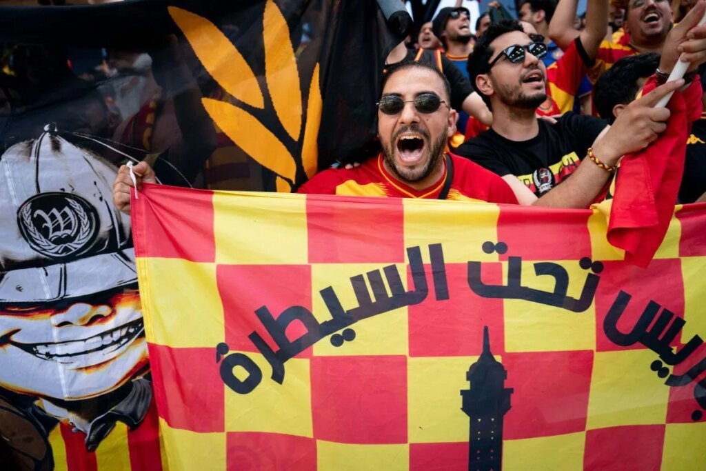 Un sélectionneur de la CAN 2025 en route pour l’Espérance Tunis ? Un sélectionneur de la CAN 2025 en route pour l’Espérance Tunis ?