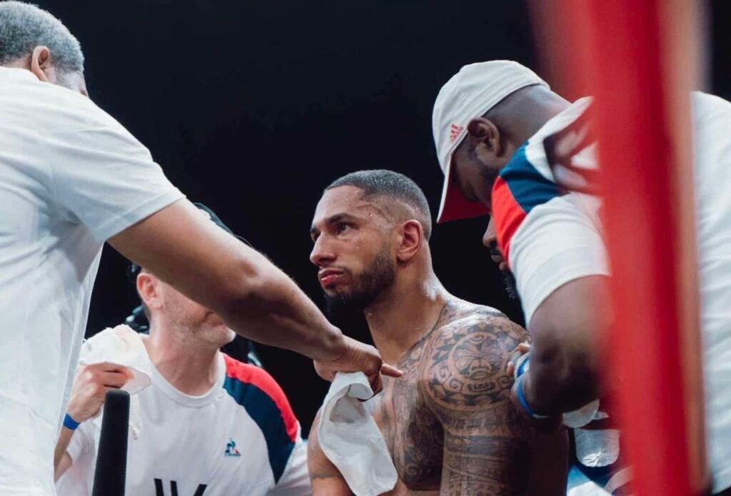 Tony Yoka obtient sa licence congolaise ! Tony Yoka obtient sa licence congolaise !