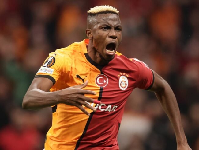 Victor Osimhen parmi les meilleurs buteurs Victor Osimhen parmi les meilleurs buteurs