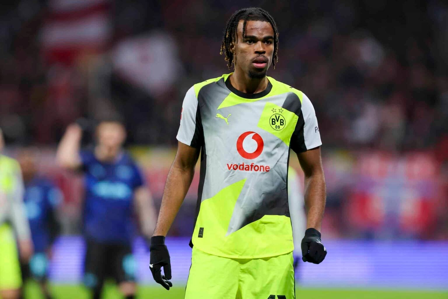 Le Milieu de terrain snobe le Nigeria pour un autre pays