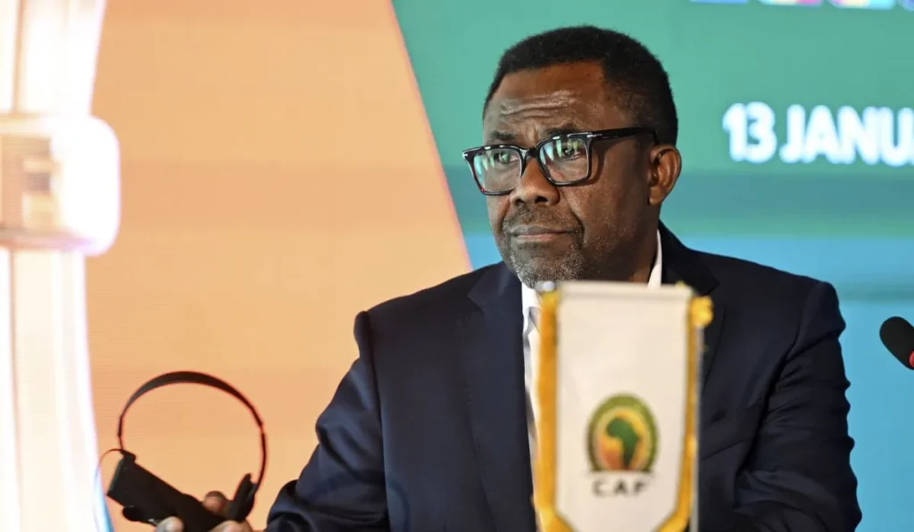 le Comex surprise du 29 mars fatal au très controversé Véron Mosengo-Omba !