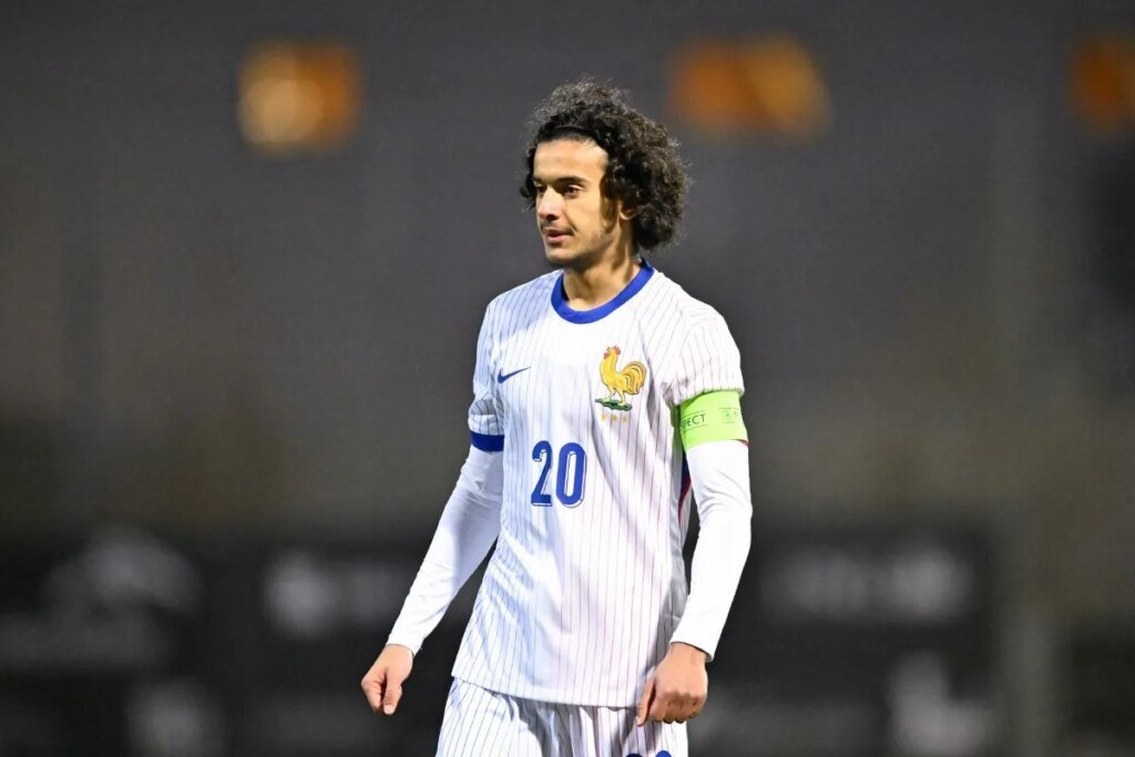 Pitarch, Bouaddi… Après avoir fait chauffer la plateforme FIFA, un petit coup de mou avec les binationaux Pitarch, Bouaddi... Après avoir fait chauffer la plateforme FIFA, un petit coup de mou avec les binationaux