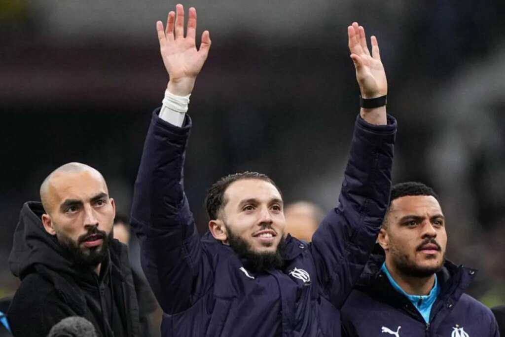 bientôt un 3e Algérien dans l'effectif professionnel ?