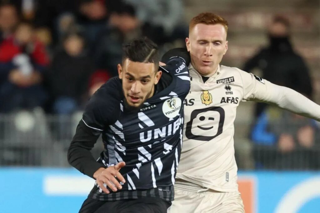 Nadhir Benbouali, la surprise de la liste de mars de Petkovic ?