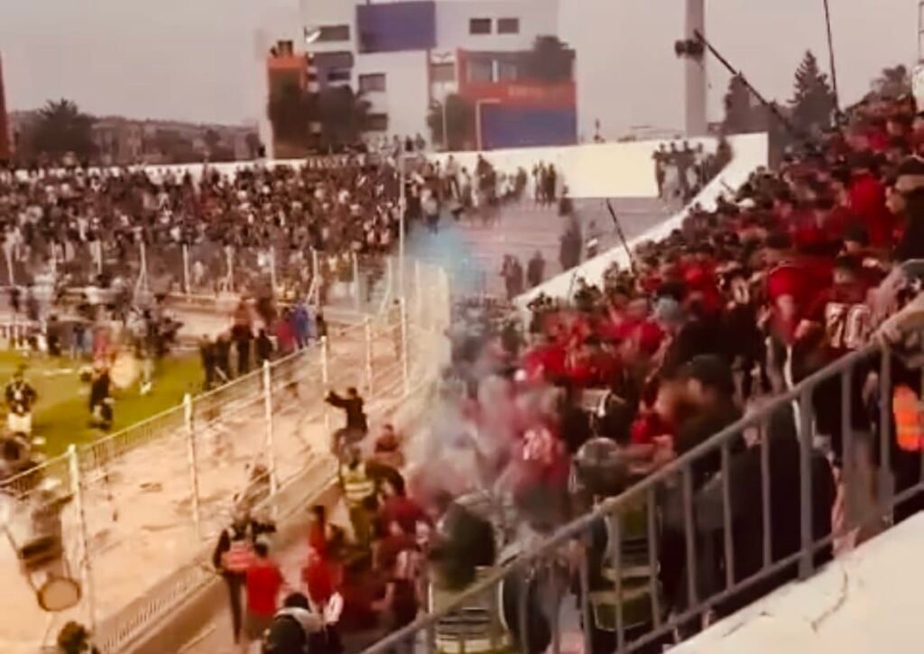 Coupe CAF - Safi vs USM Alger : match retardé après un envahissement de terrain