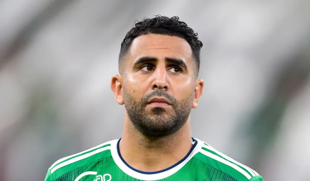 Riyad Mahrez sanctionné à cause de son interview à Rio Ferdinand ?