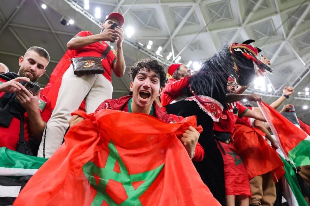 le Maroc dompte le Cameroun et s'offre une demi-finale de choc contre le Sénégal