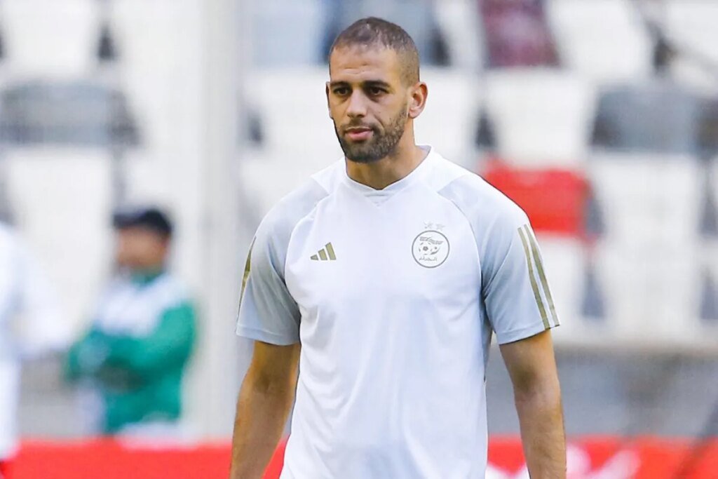 Islam Slimani ne signera pas au Maroc