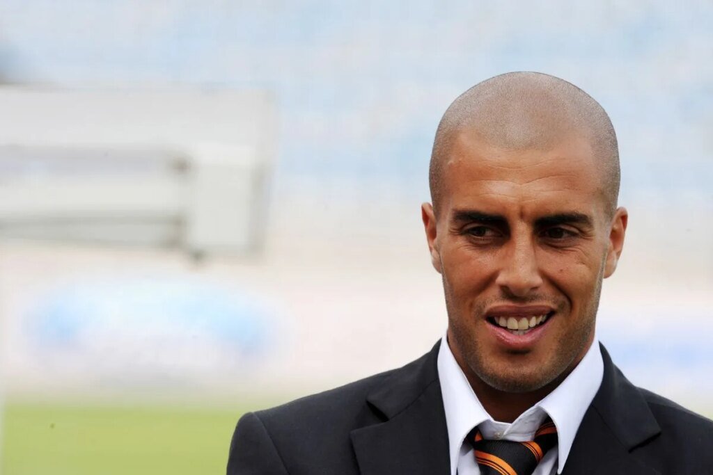 Yazid Mansouri arrive à la JS Kabylie
