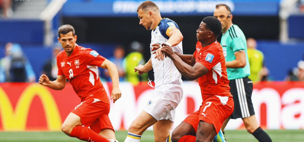 Coupe du monde 2026 : la Bosnie résiste à la Suisse (Mi-temps) Coupe du monde 2026 : la Bosnie résiste à la Suisse (Mi-temps)